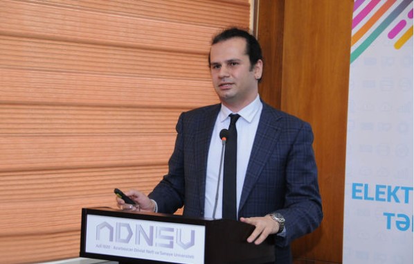 Ekspert: Süni intellekt üzrə data mərkəzlərinin yaradılması Azərbaycanın texnoloji inkişafı baxımından strateji əhəmiyyət daşıyır